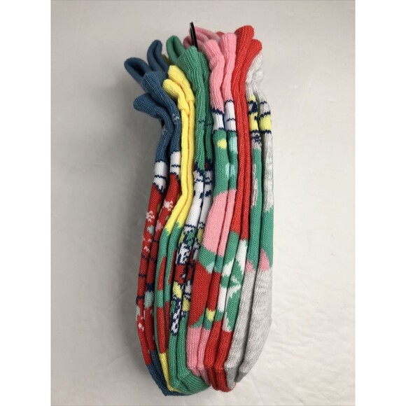 Peanuts Holiday No-Show Socks 6 Pair Shoe Size 4-10 by High Point Design - Picture 5 of 9